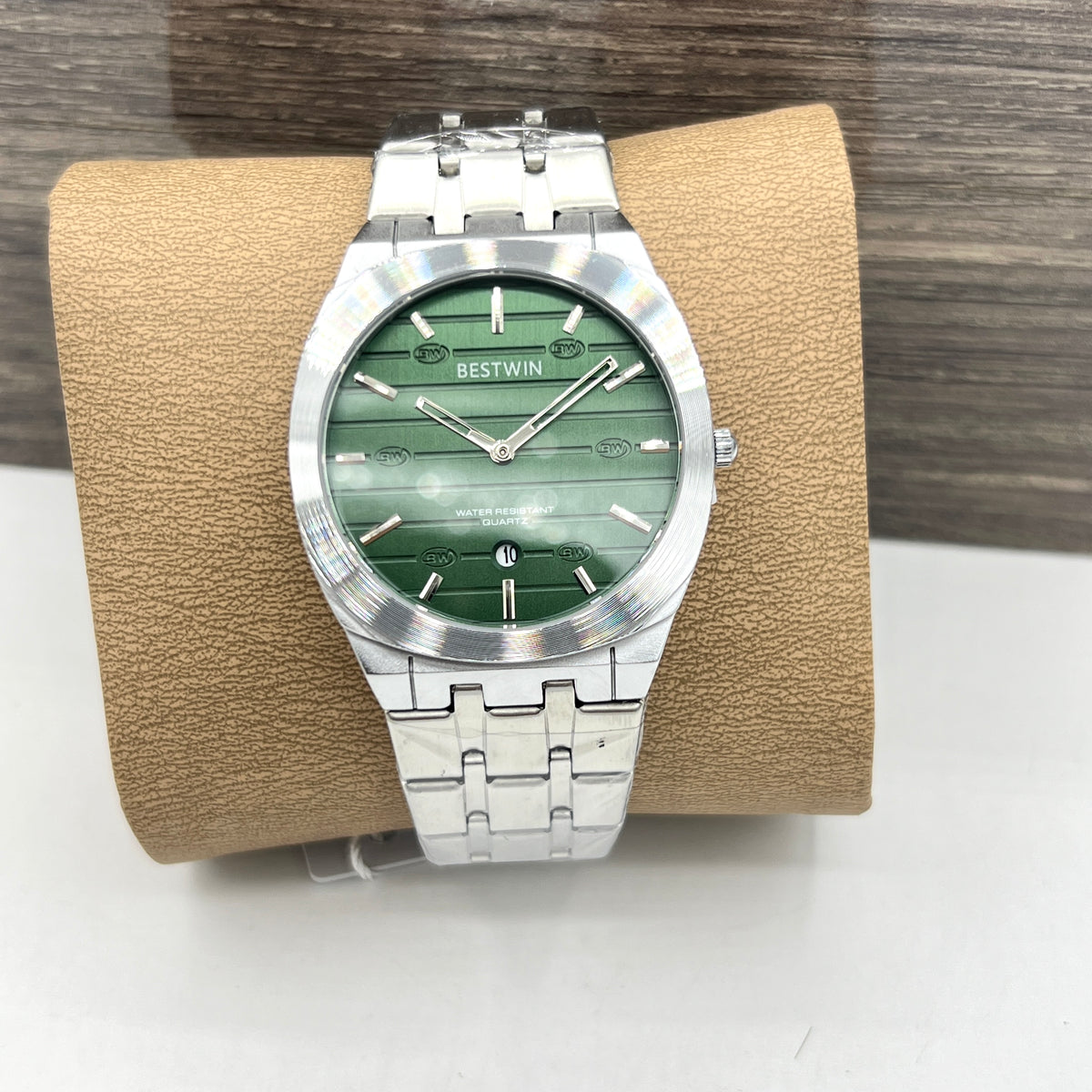 Hub watch Quartz