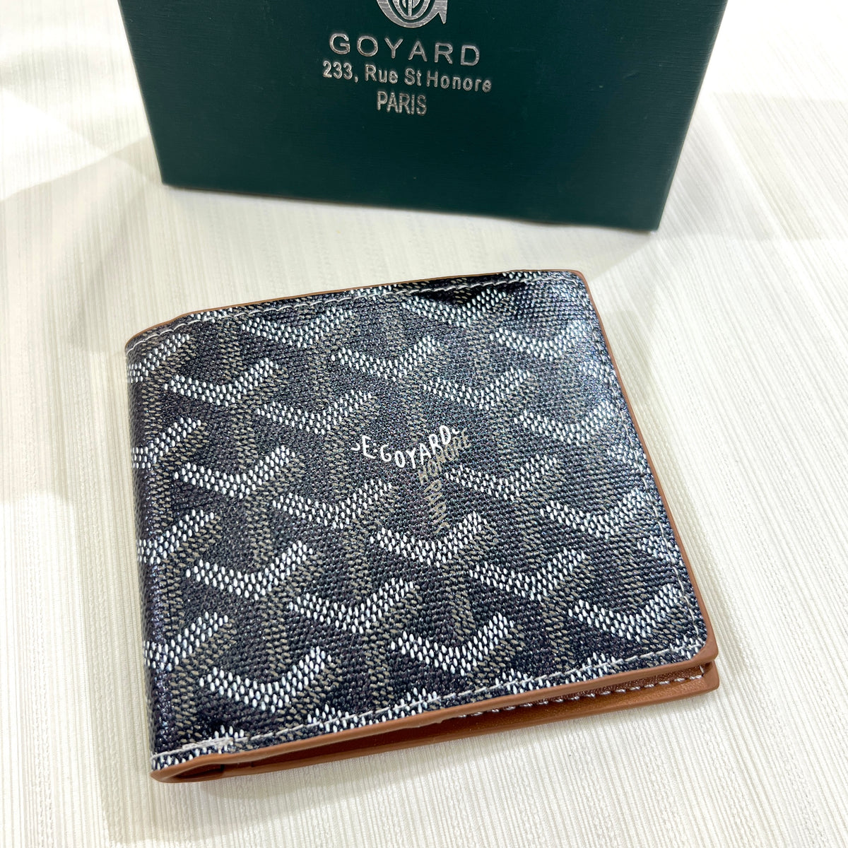 Branded short  WAL