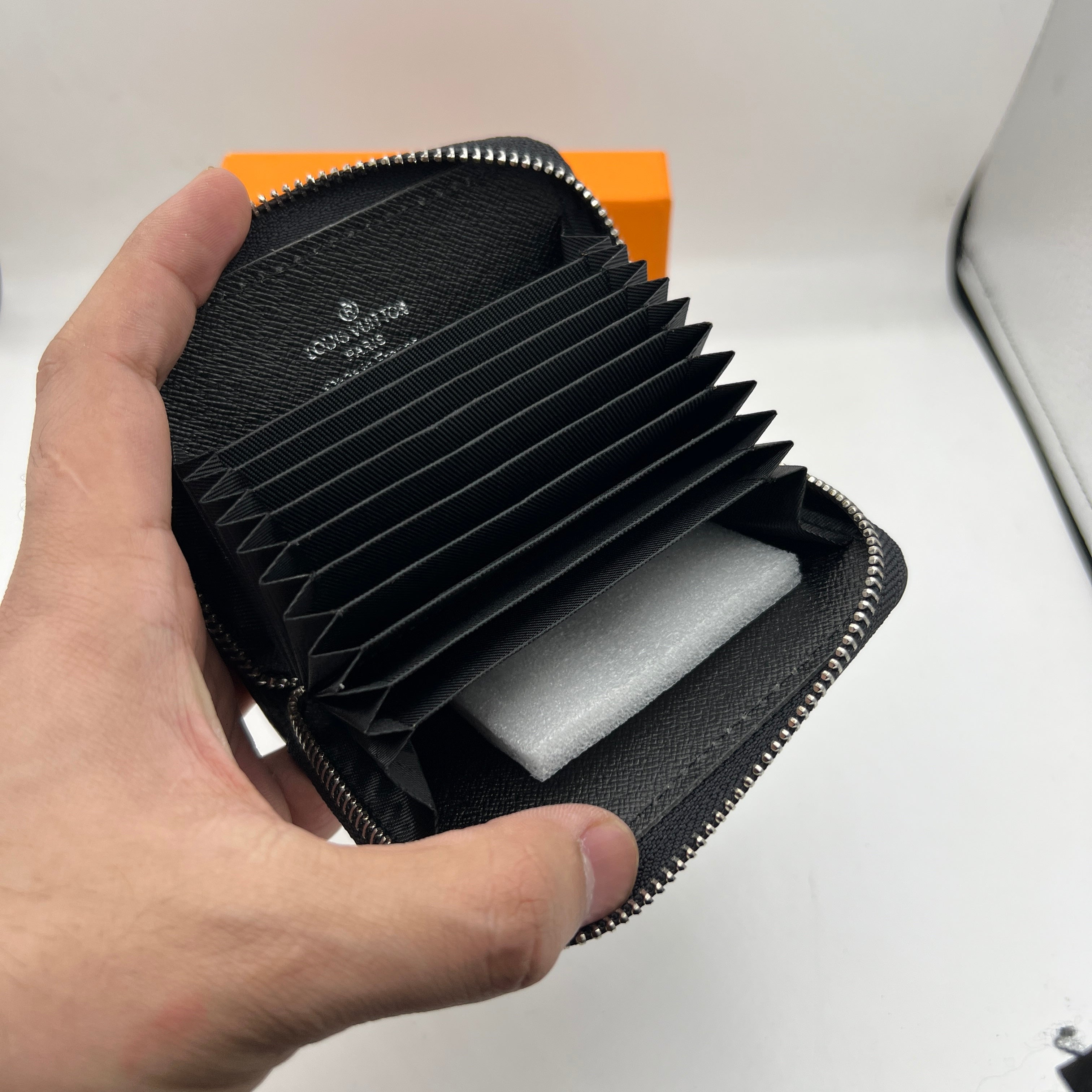 Branded card holder zip  WAL
