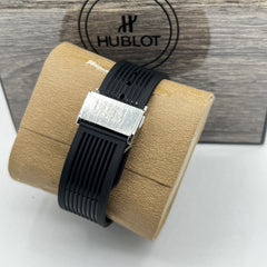HUB WATCH