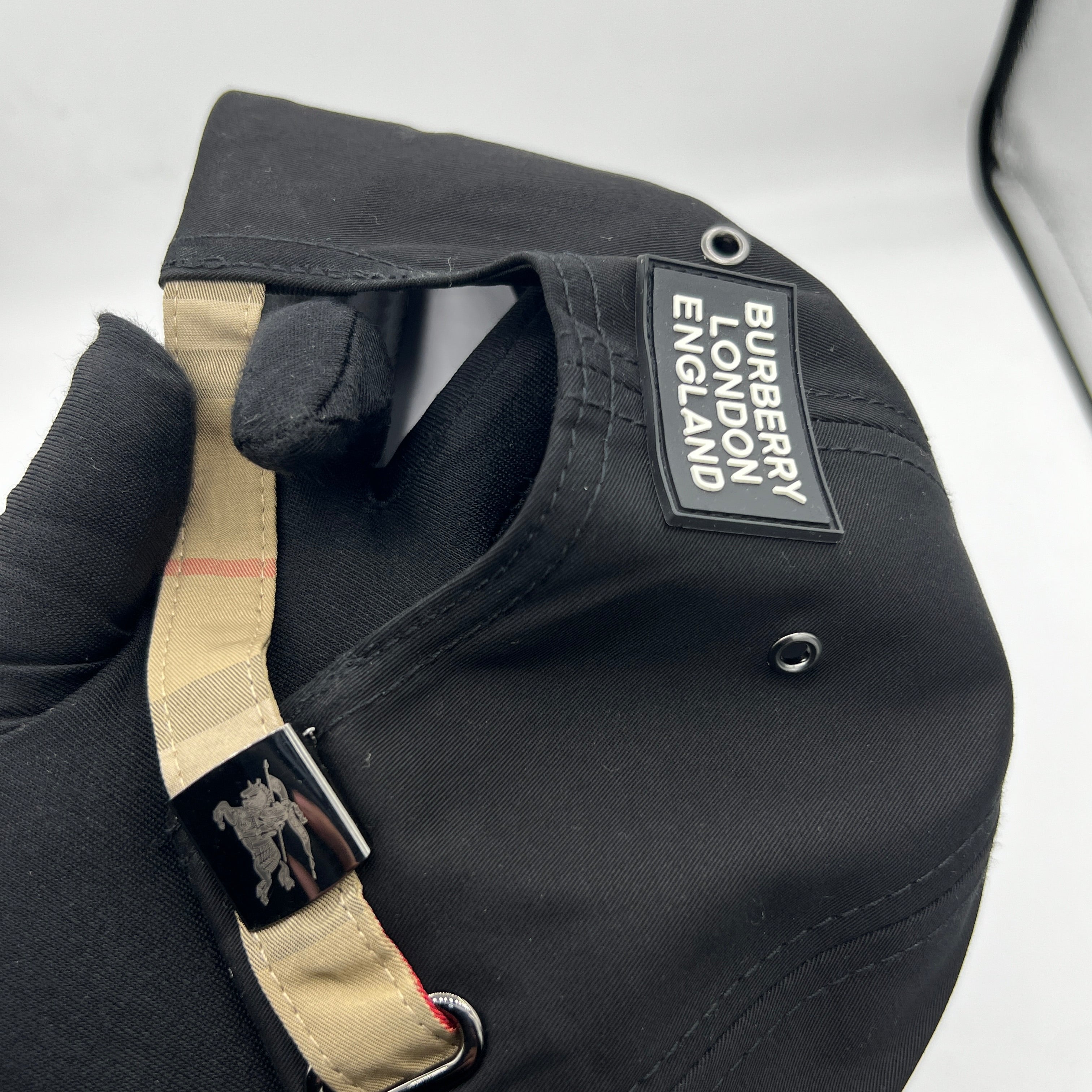 BRAND CAP