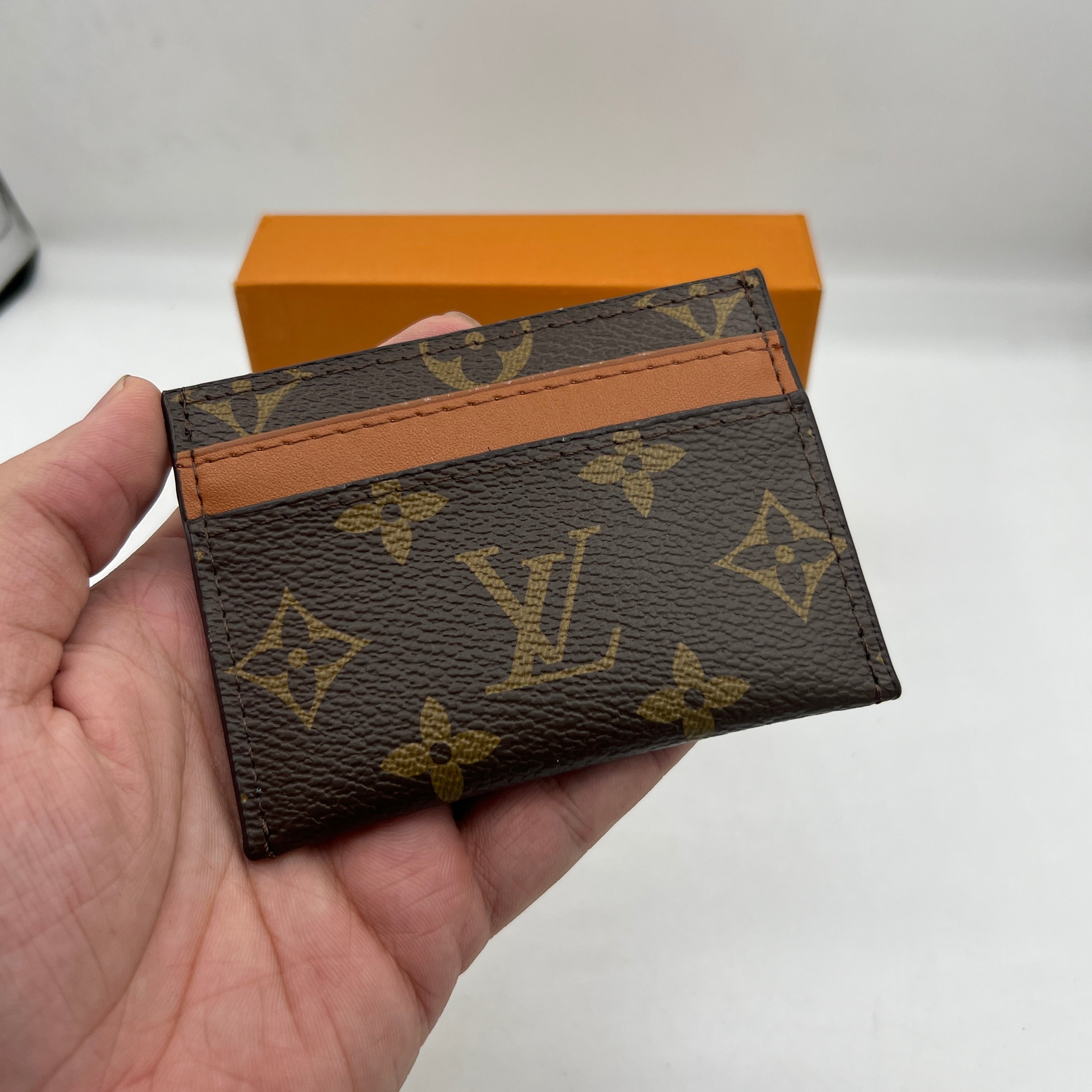 Brand  card holder WAL