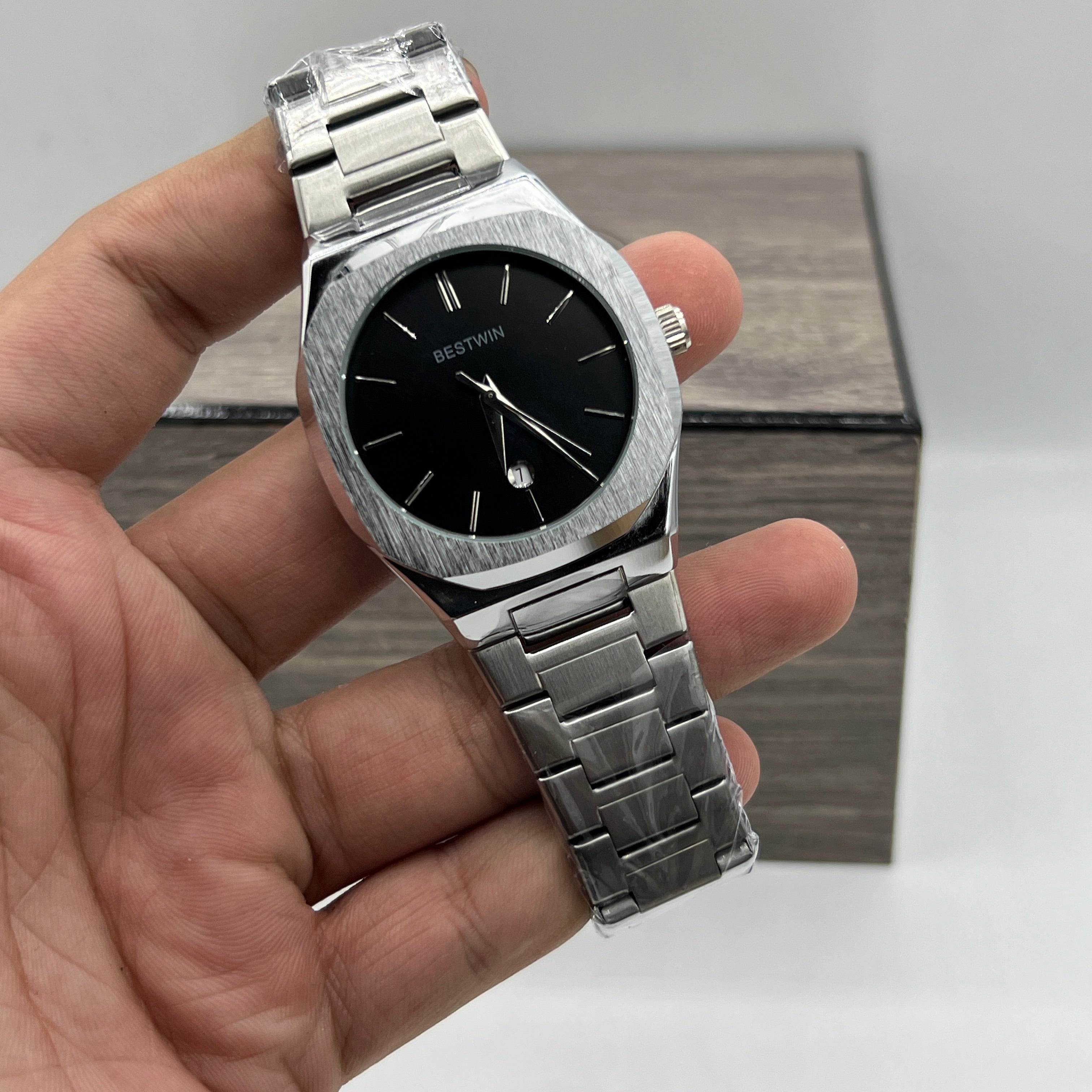 (Hub watch Quartz