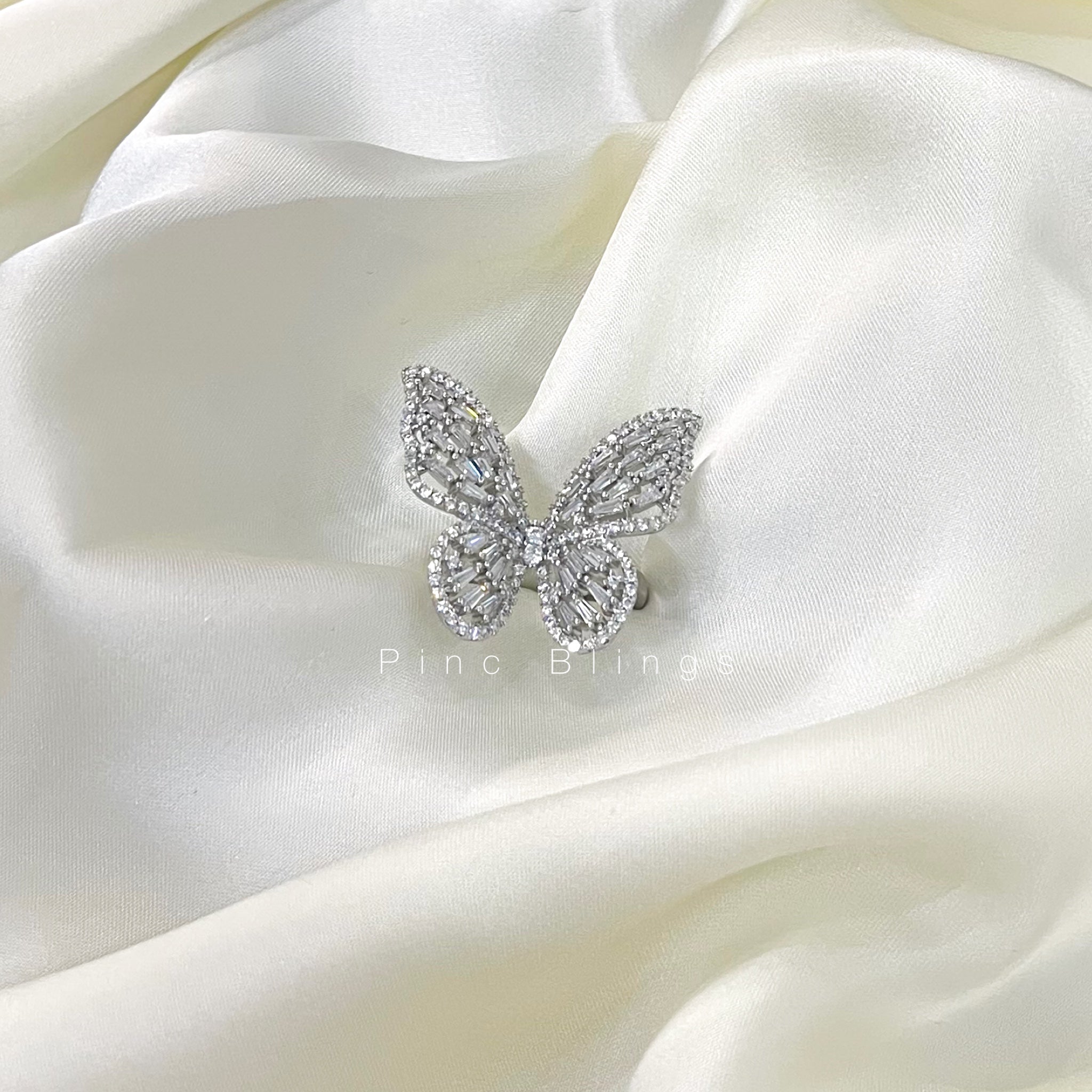 Zirconic butterfly set silver