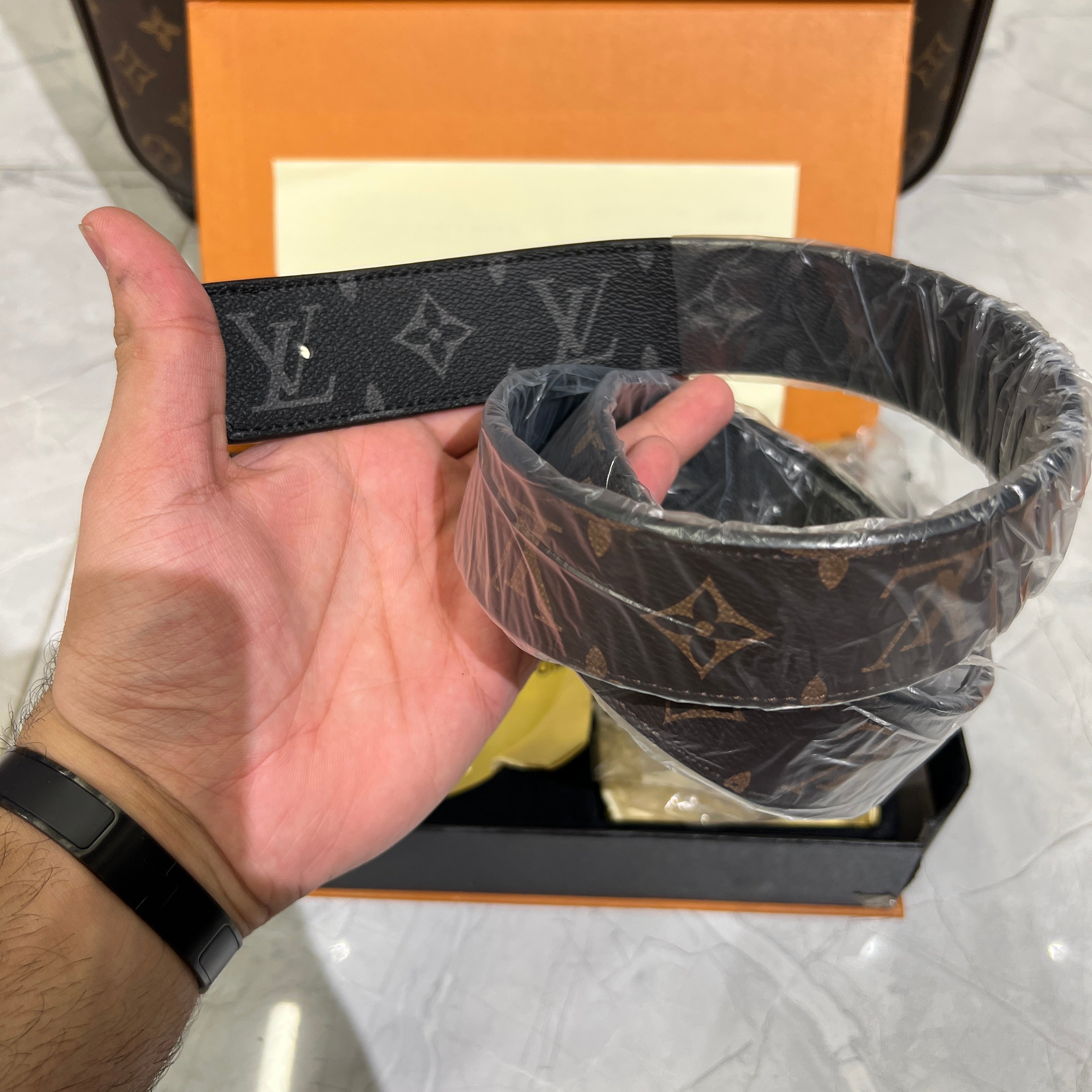 LV belt Giftbox