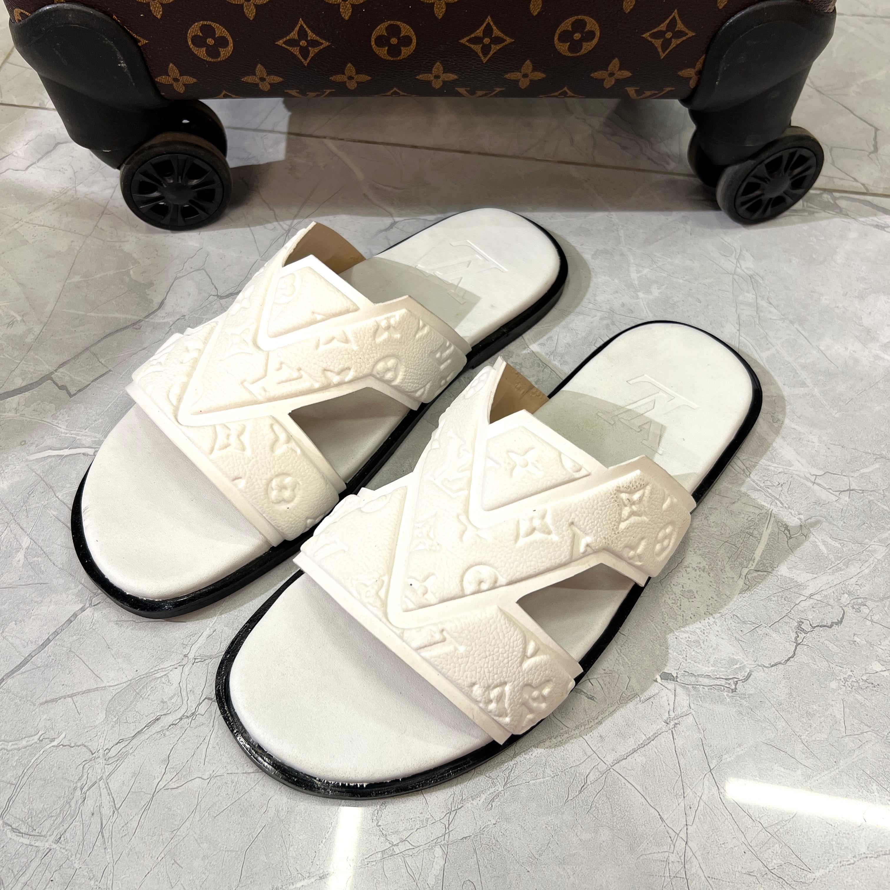 LV PREMIUM SLIDE