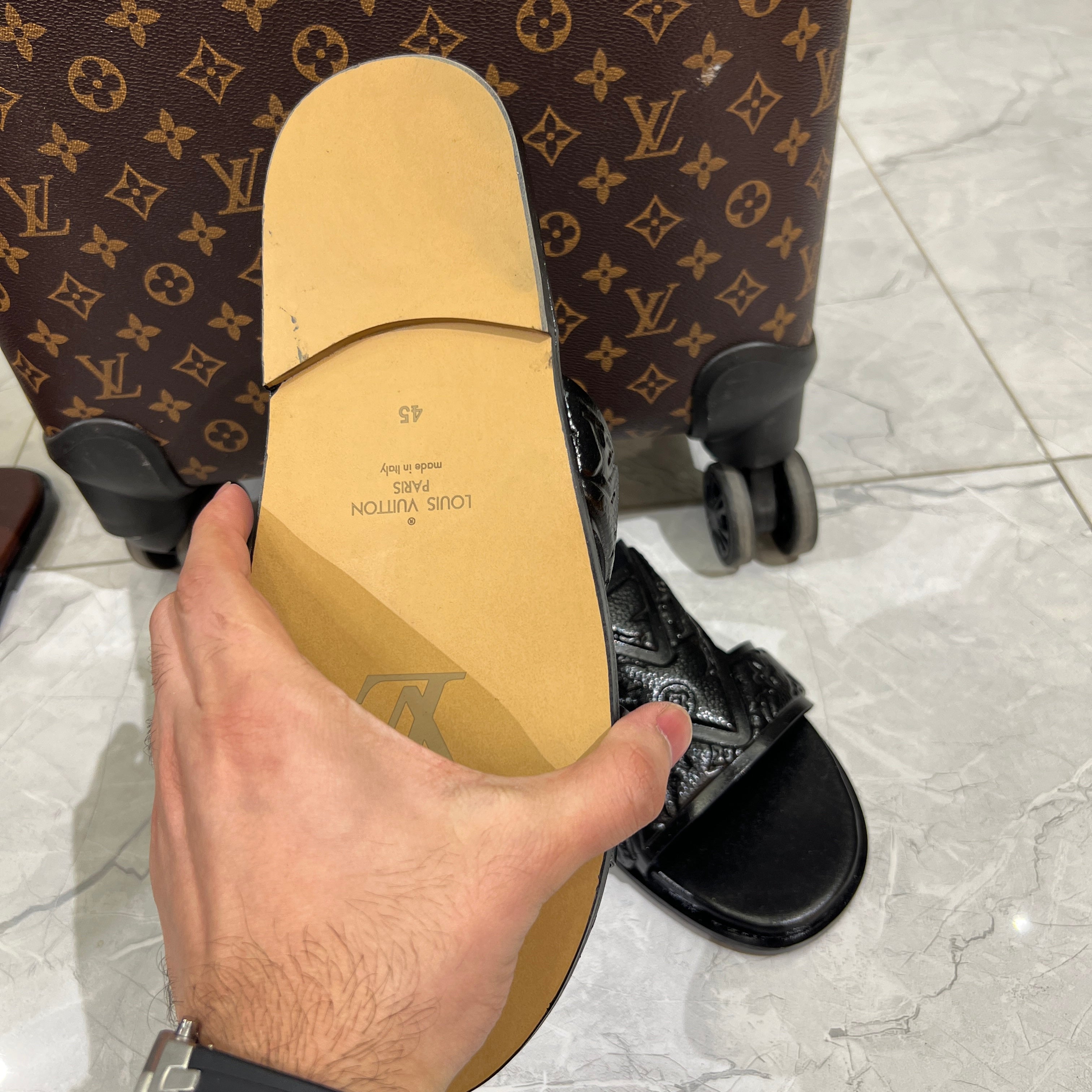 LV PREMIUM SLIDE