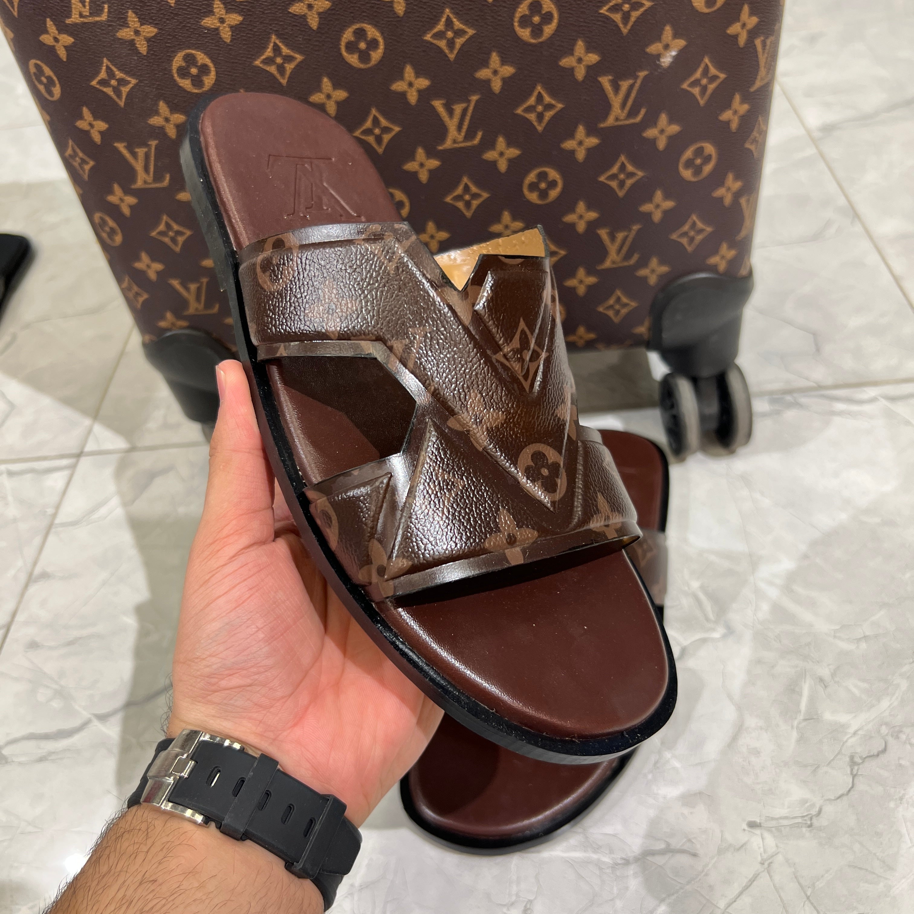 LV PREMIUM SLIDE