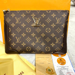 LV Pouch Premium Bag